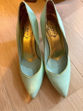 Ted Baker Mint Green Pointed-Toe Pumps